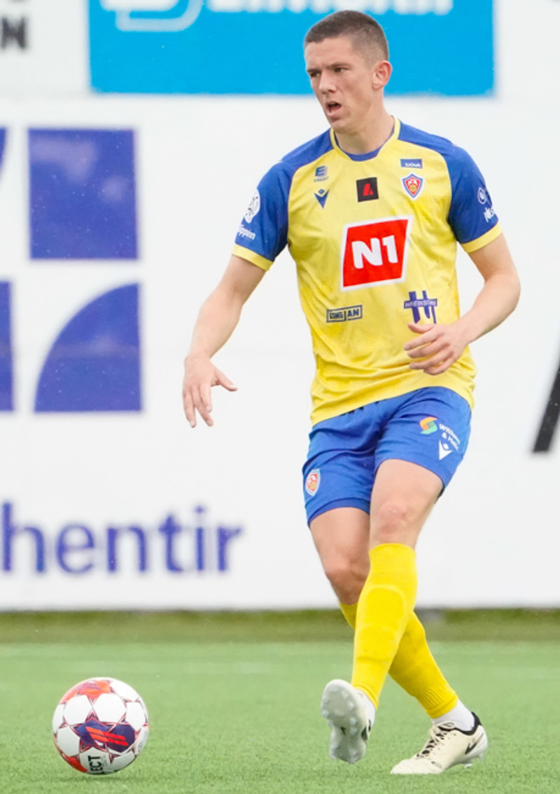 Hans Viktor varnarmaður KA.