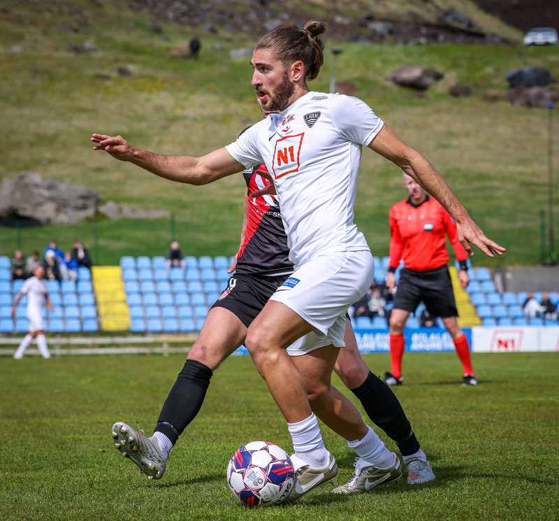 'Það sem ég naut mest var daglega rútínan — að fá að æfa með liðinu á svona einstökum leikvangi, með fjöllin og sjóinn í bakgrunni, var ótrúlegt.'