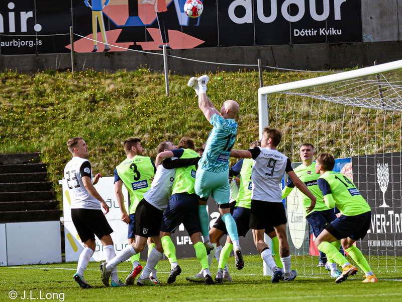 Myndaveisla: Gulir KR-ingar unnu FH
