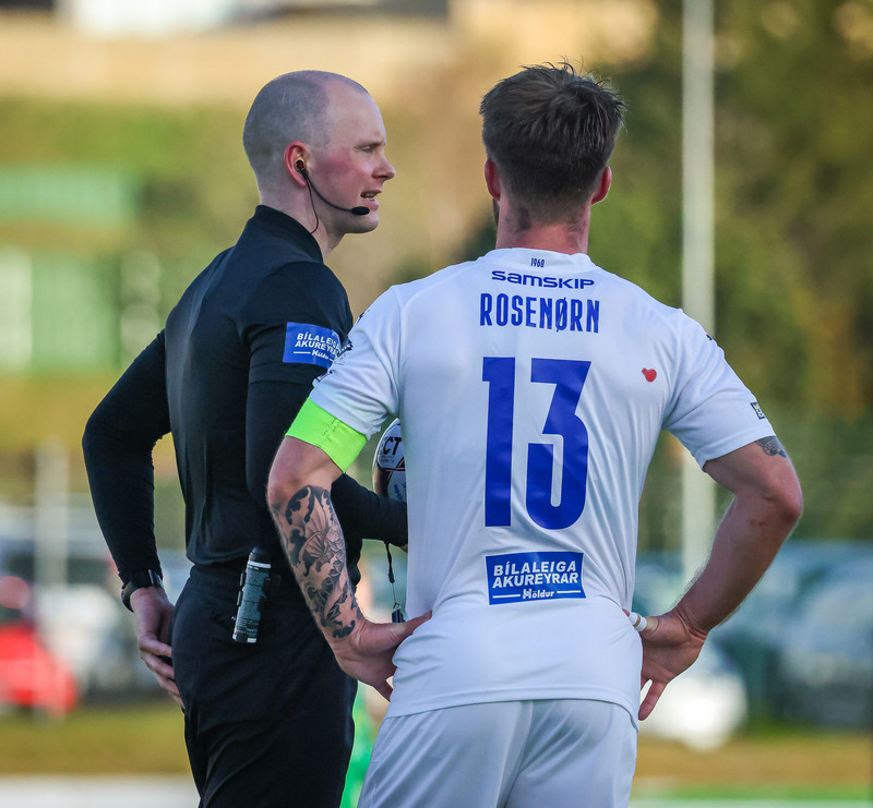 Gummi Kri getur ekki nýtt sér Rosenorn treyjuna í kvöld