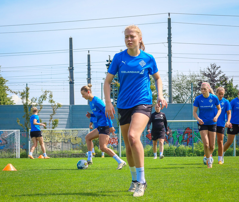 Amanda Andradóttir á æfingu í dag.
