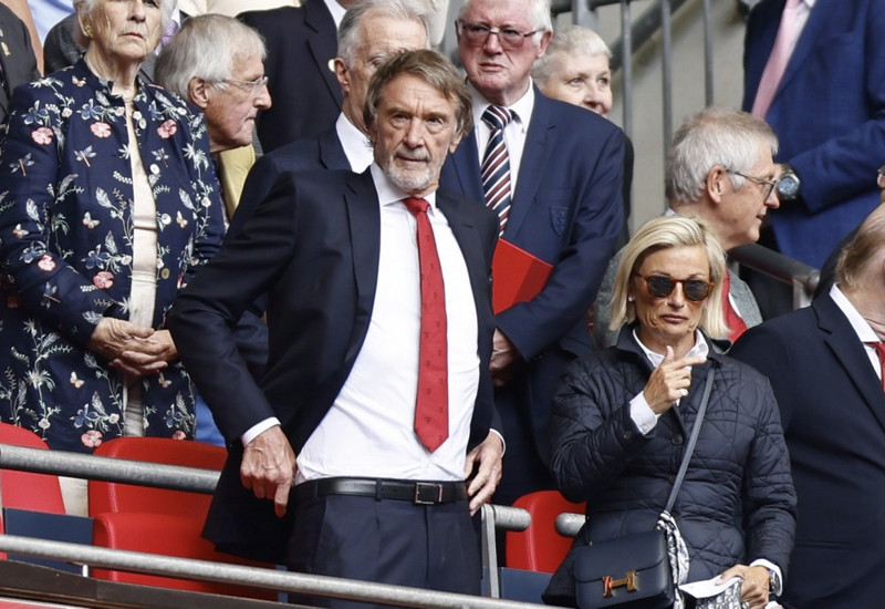 Sir Jim Ratcliffe hefur dælt peningum inn í félagið samhliða því að hann eignaðist 25% hlut í félaginu.