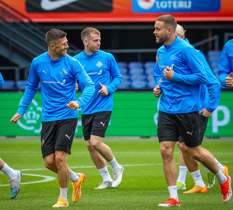 Ísland æfir í Pottinum í Rotterdam