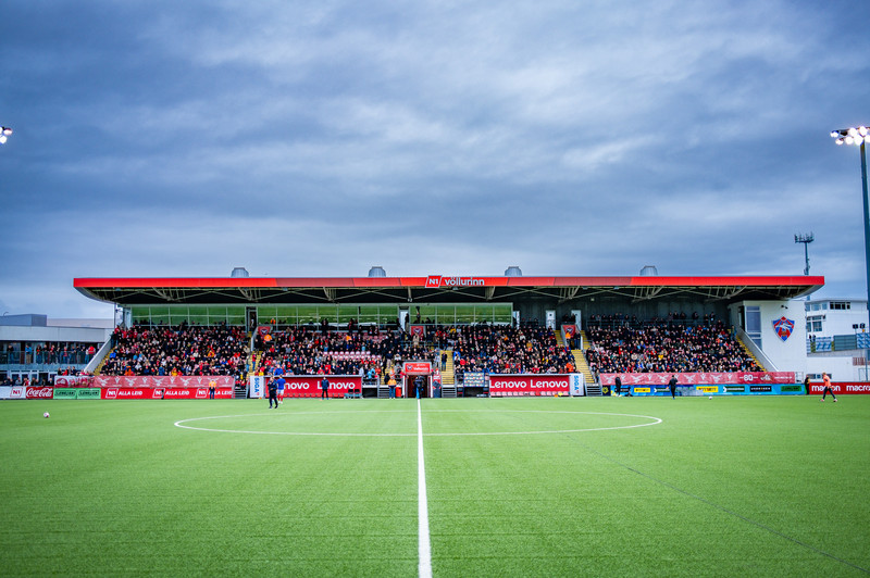 N1 völlurinn á Hlíðarenda.