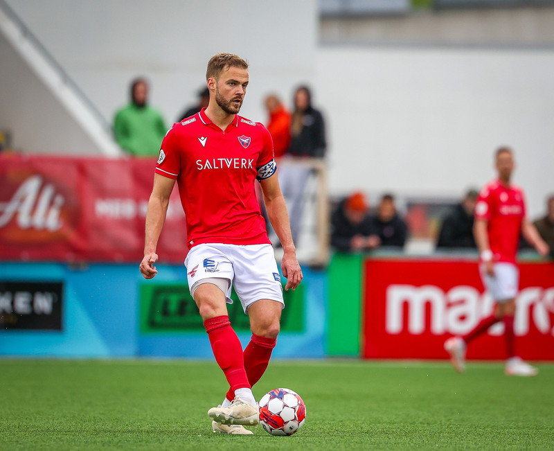 Hólmar Örn Eyjólfsson, miðvörður Vals.
