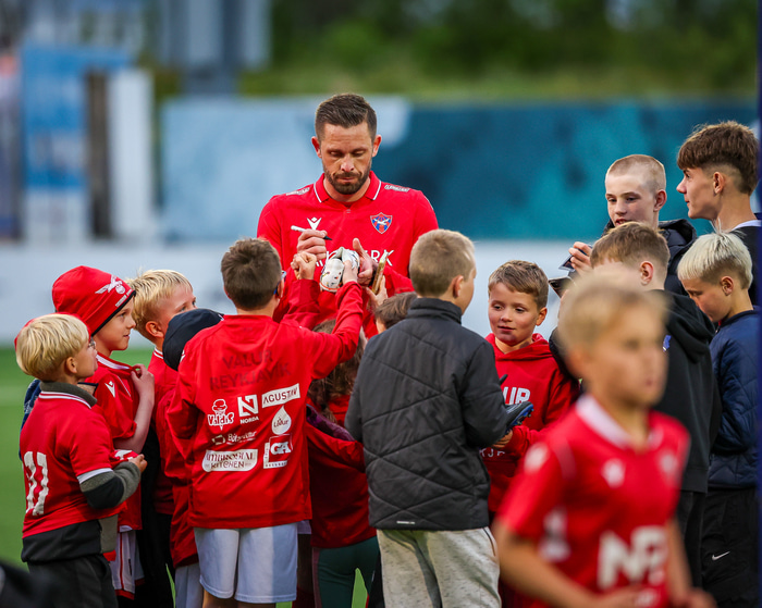 Gylfi og unga kynslóðin eftir leikinn í gær.