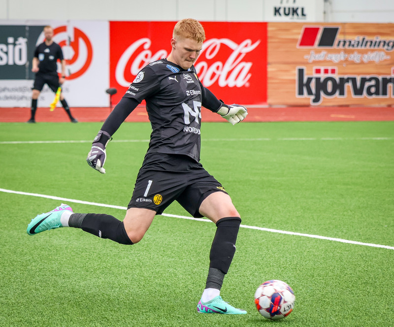 Árni Marinó markvörður ÍA.