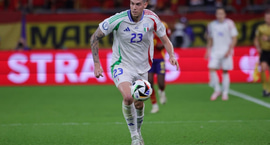 Liverpool til í að eyða 100 milljónum í miðvörð