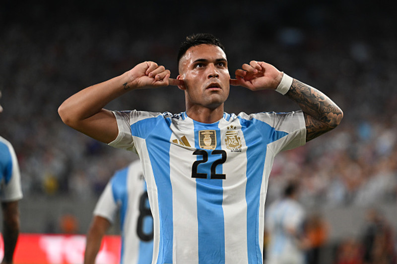 Lautaro er mikilvægur hlekkur í landsliði Argentínu og var markahæsti leikmaður Copa América í sumar.