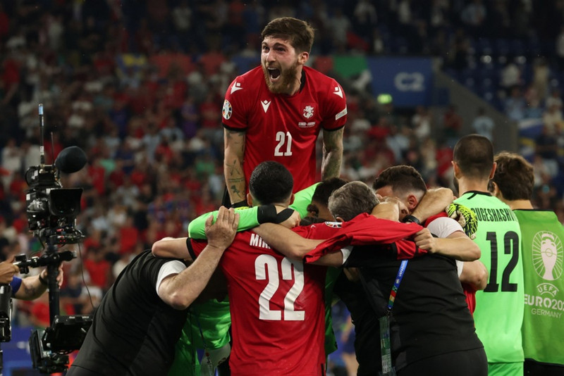 Georgía komið í 16 liða úrslit á sínu fyrsta stórmóti