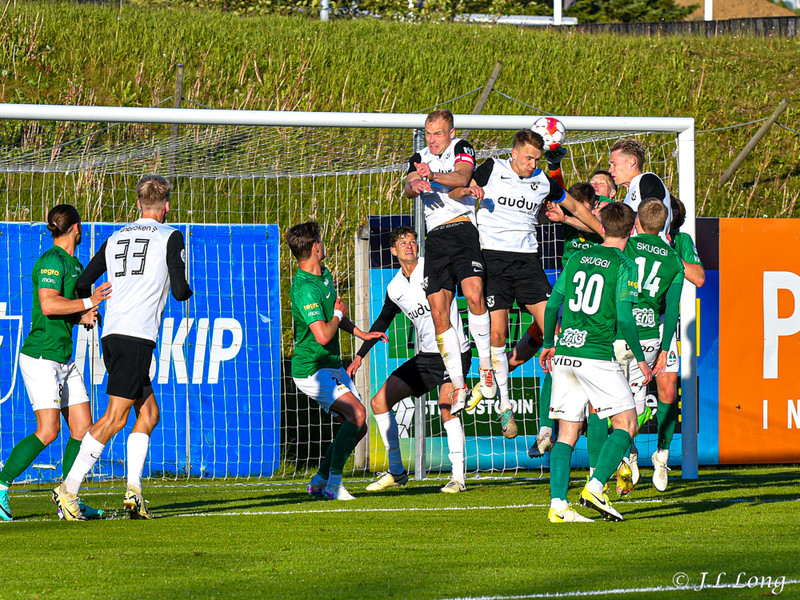 <b>Útvarpsþátturinn</b> - Innkastið í beinni á X977