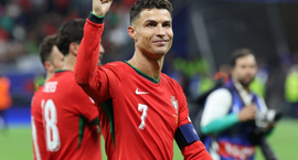 Ronaldo með rúmlega tvöfalt hærri laun en Messi -...