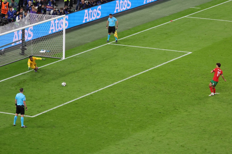 EM: Frakkar mæta Spánverjum í undanúrslitum - Joao Felix skúrkurinn
