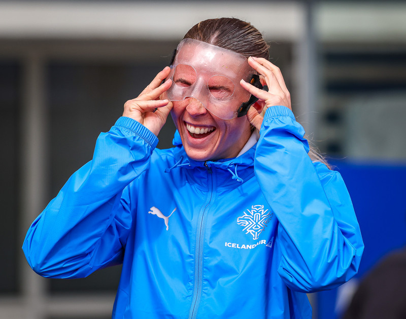 Ekki bara grímulaust grín hjá Söndru Maríu