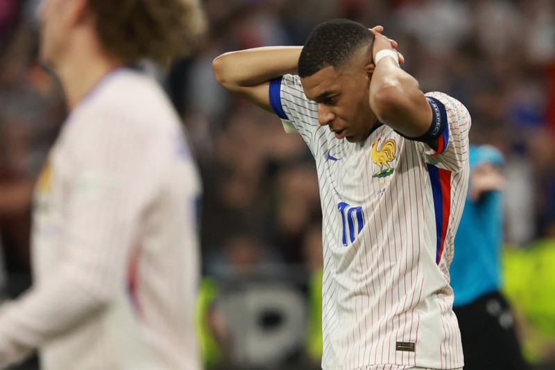 Kylian Mbappe og félagar eru úr leik