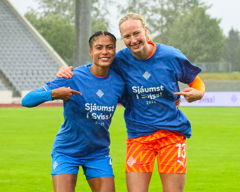 Sveindís og Cecilía Rán Rúnarsdóttir.