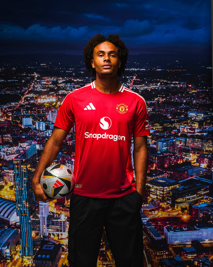 Joshua Zirkzee.
