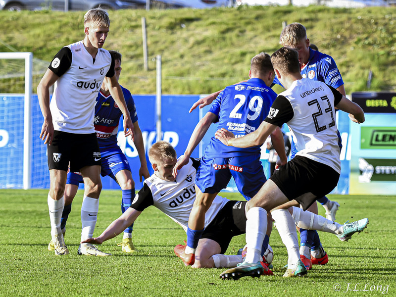 Myndaveisla: FH vann HK í krikanum