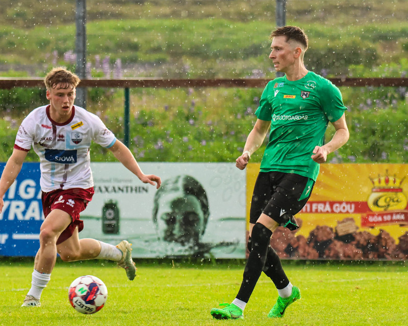 Myndaveisla: Njarðvík vann Leikni í 5 marka leik