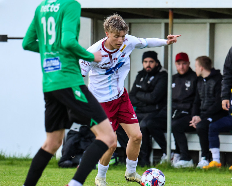 Myndaveisla: Njarðvík vann Leikni í 5 marka leik