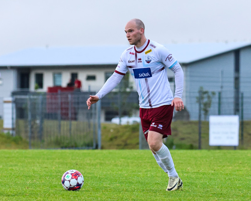 Myndaveisla: Njarðvík vann Leikni í 5 marka leik