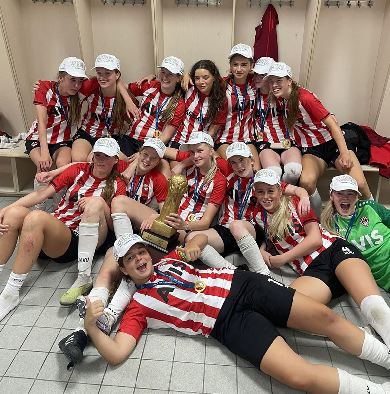 HK vann Helsinki Cup og Þróttur sigraði Gothia Cup