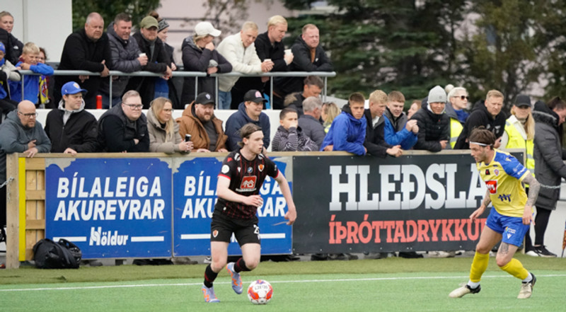 Myndaveisla frá sigri KA á Víkingum