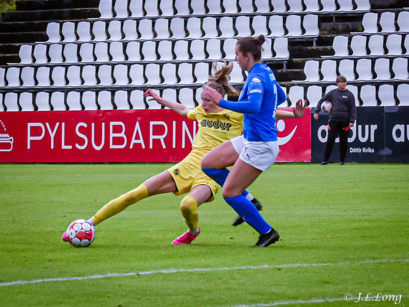 Myndaveisla: Stjarnan vann gulklædda FH-inga