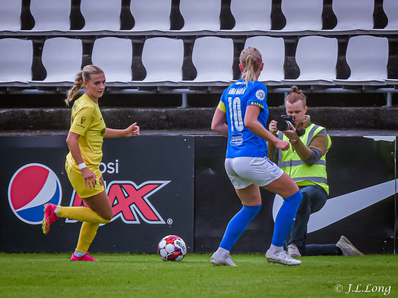 Myndaveisla: Stjarnan vann gulklædda FH-inga