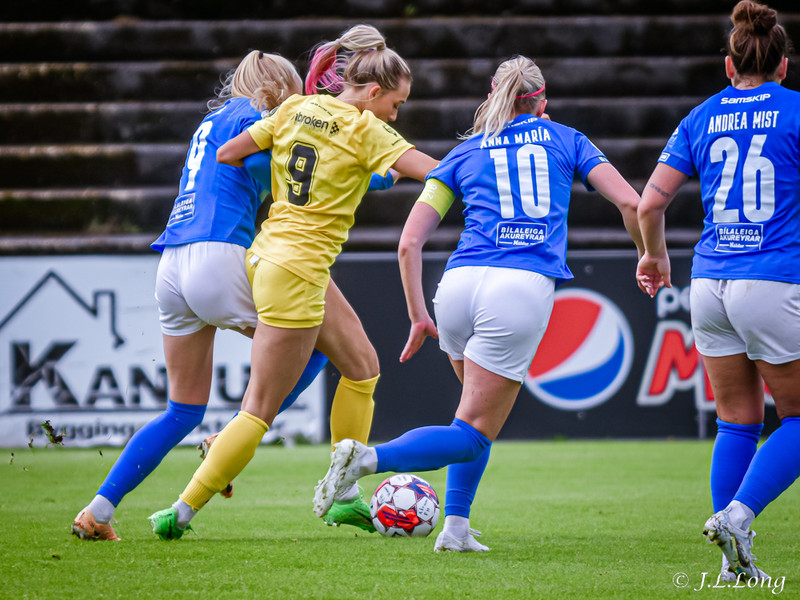 Myndaveisla: Stjarnan vann gulklædda FH-inga