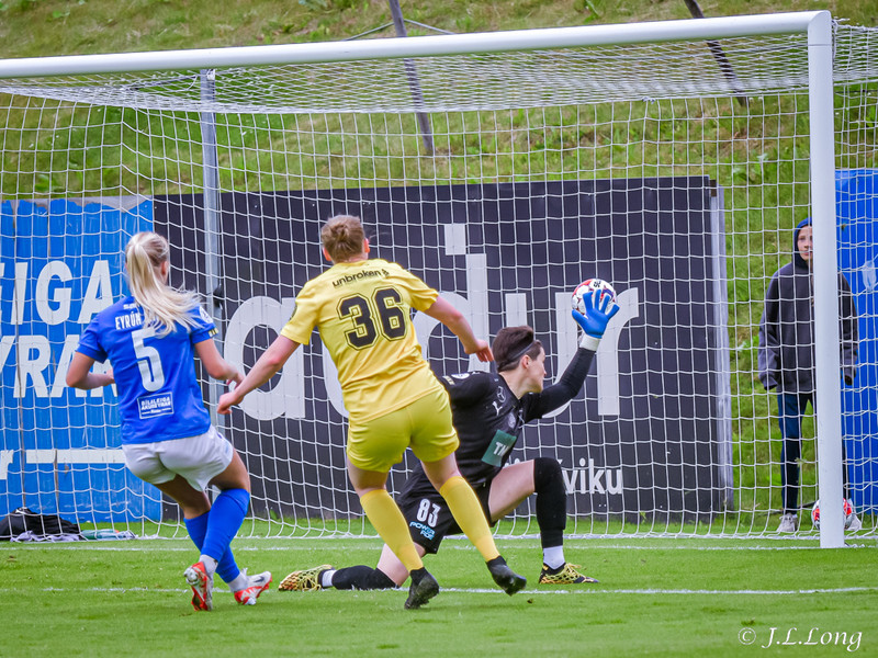 Myndaveisla: Stjarnan vann gulklædda FH-inga