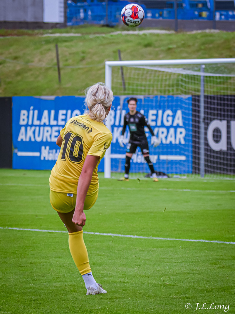 Myndaveisla: Stjarnan vann gulklædda FH-inga