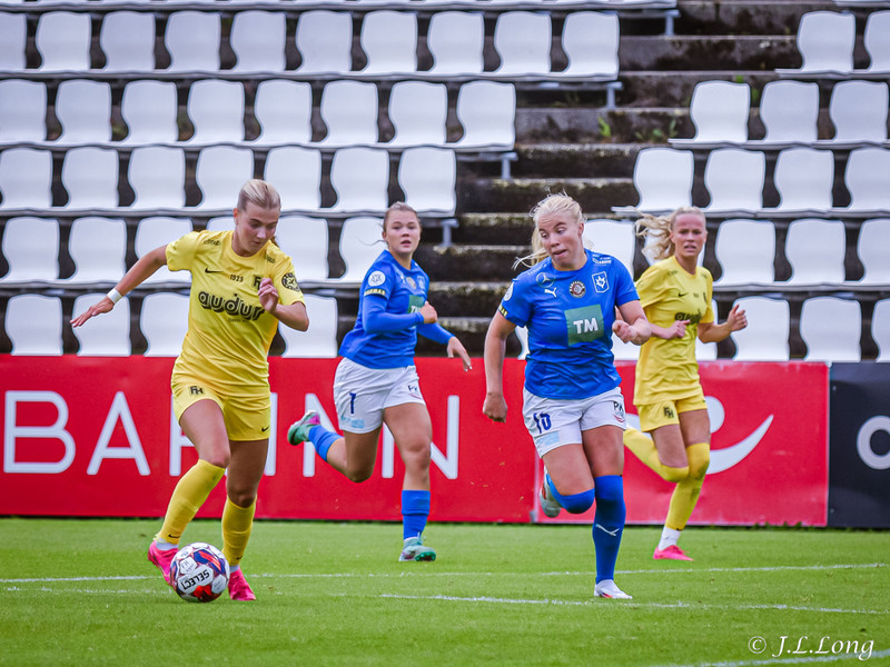 Myndaveisla: Stjarnan vann gulklædda FH-inga