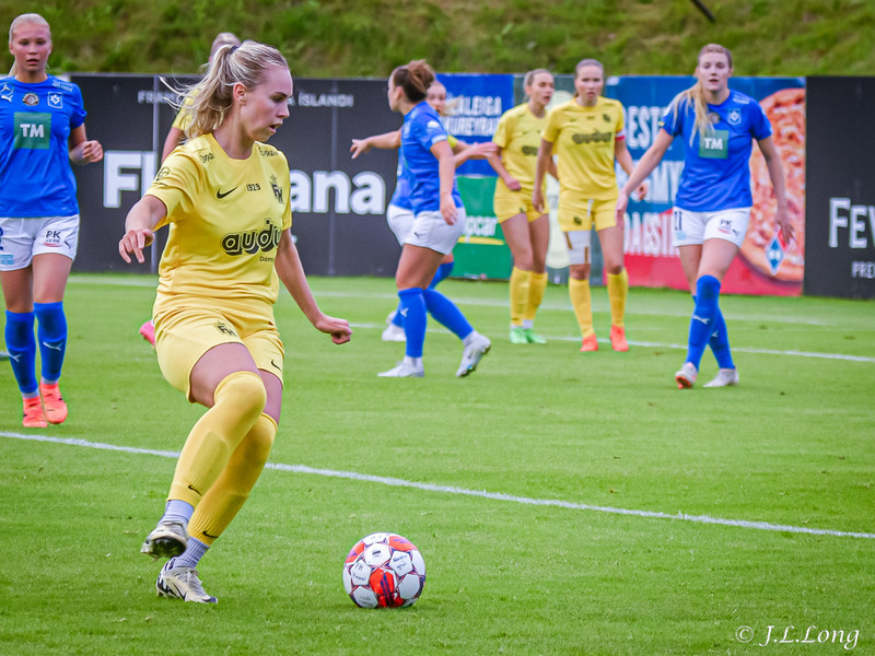 Myndaveisla: Stjarnan vann gulklædda FH-inga