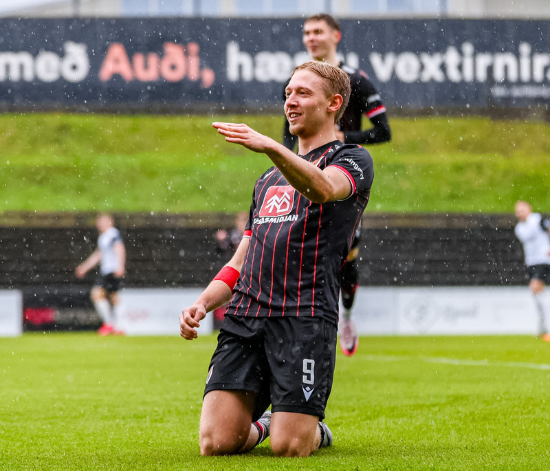 Helgi Guðjónsson.