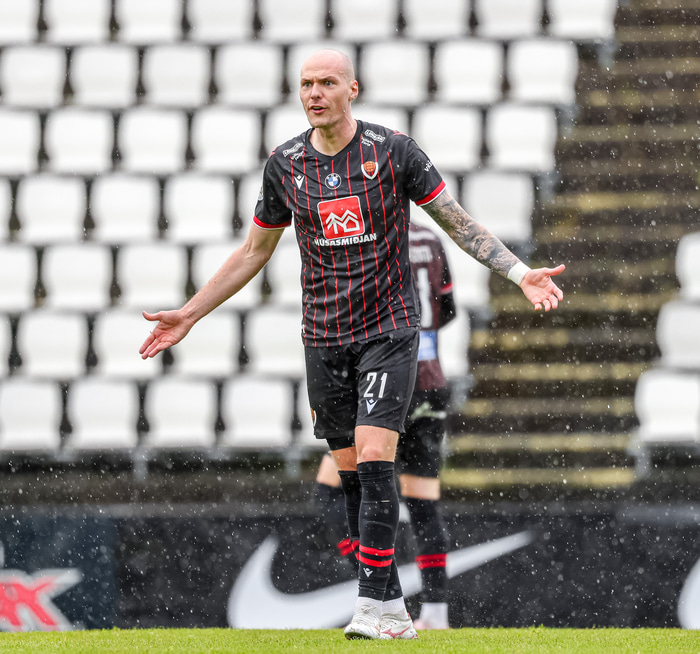 Aron Elís Þrándarson