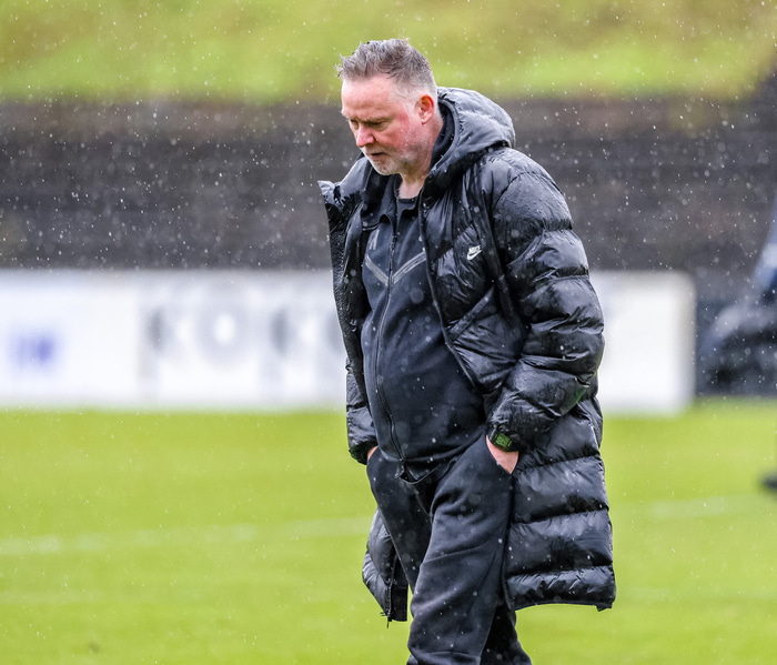 Stuðningsmenn FH voru ósáttir við viðskilnaðinn við Heimi Guðjónsson.