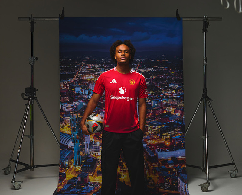 Joshua Zirkzee.