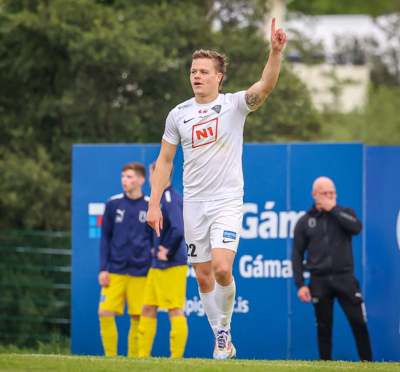 Oliver Heiðarsson innsiglaði sigur ÍBV
