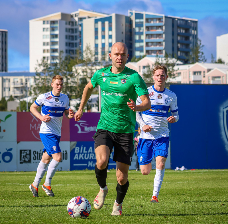 Gunnar Heiðar fékk Indriða Áka til að taka skóna af hillunni síðasta sumar.