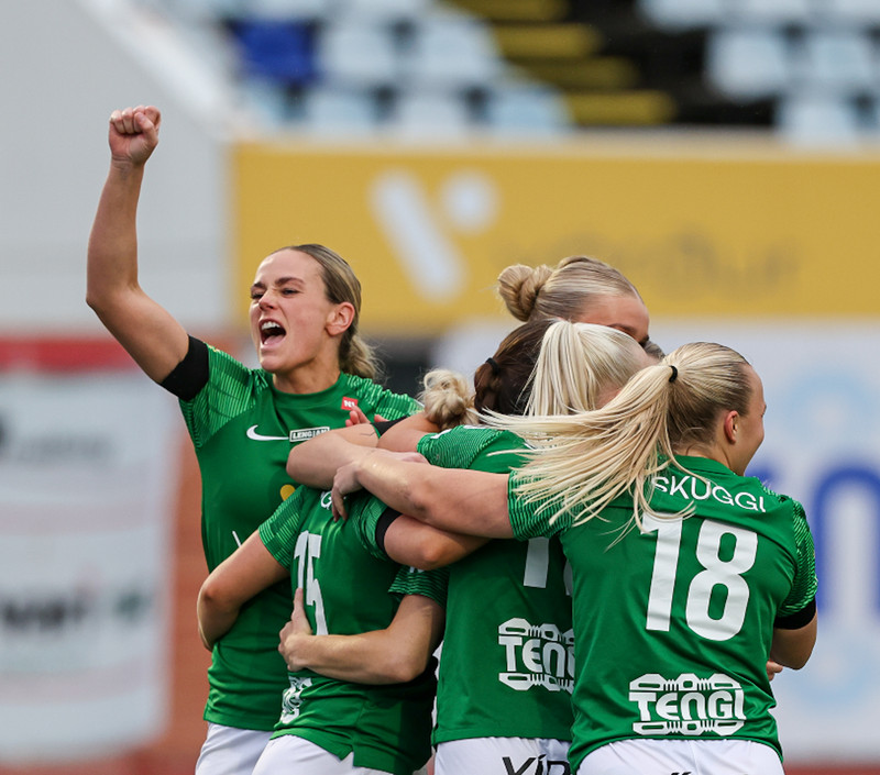 Meistaradeild kvenna: Blikar rúlluðu yfir Minsk - Mæta Sporting á laugardag