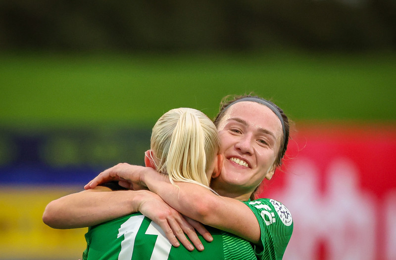Samantha Smith er leikmaður ársins.