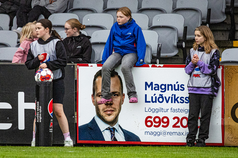 Myndaveisla: KR vann ÍH í vesturbænum