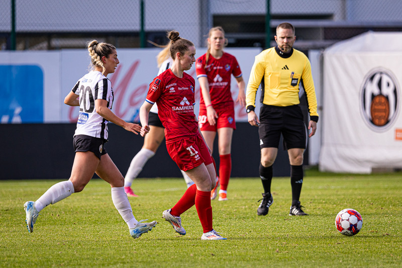Myndaveisla: Haukar unnu KR í slag toppliðanna