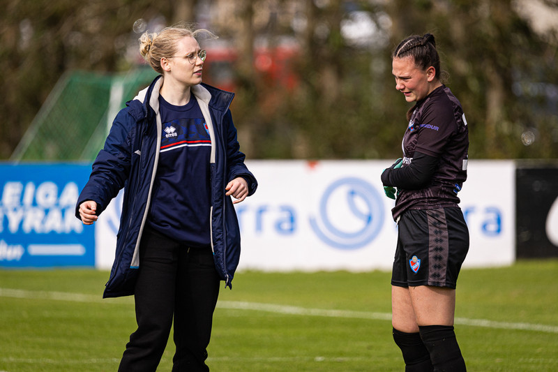 Myndaveisla: Haukar unnu KR í slag toppliðanna