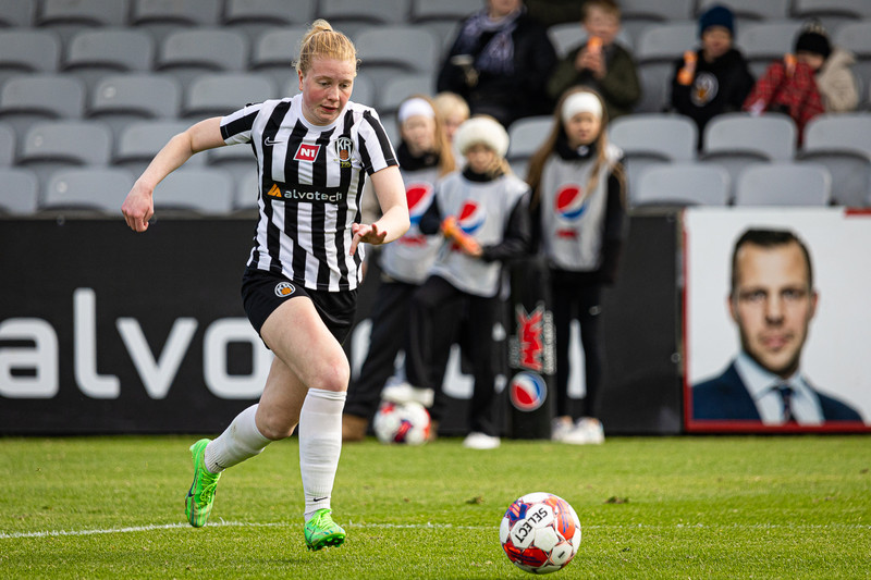 Myndaveisla: Haukar unnu KR í slag toppliðanna