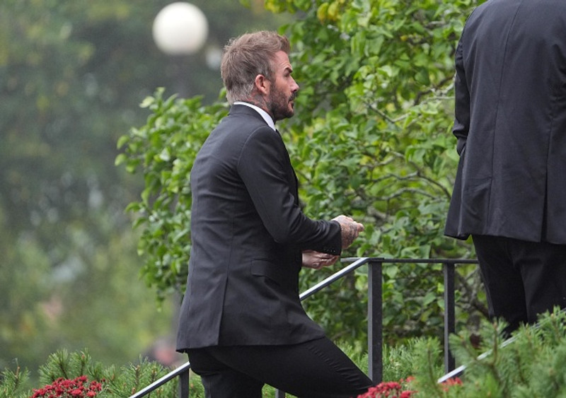 Beckham mætir á athöfnina.