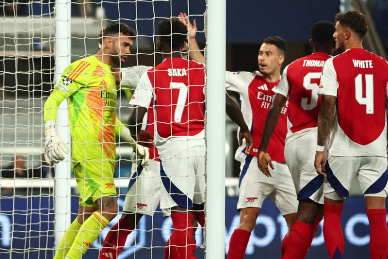 Arsenal fer á Stamford Bridge