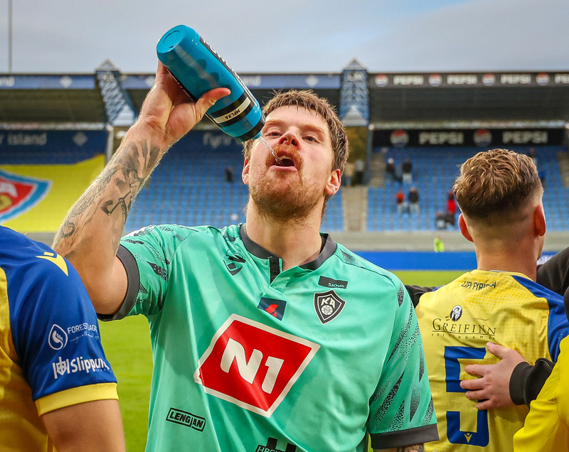 Stubbur framlengir við KA (Staðfest)