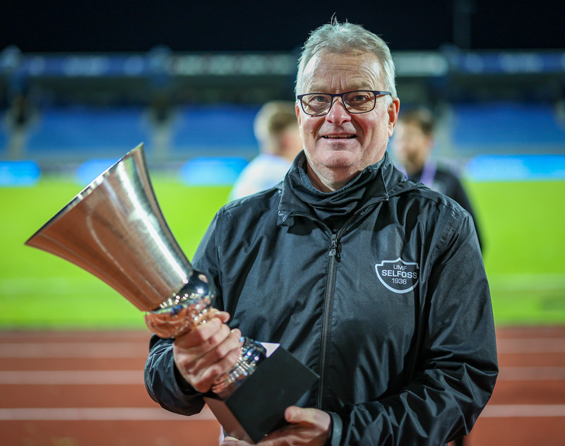 Bjarni Jóhannsson lauk þjálfaraferlinum á Selfossi þar sem lið hans vann Fótbolta.net-bikarinn árið 2024 ásamt því að fara upp í 1. deild.